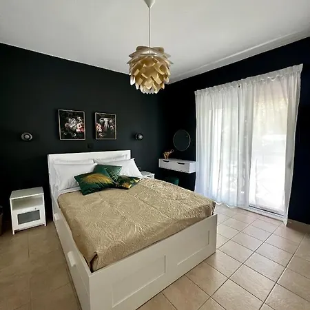 Downtown Apartment *