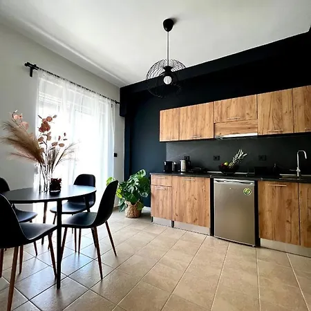 Downtown Apartment