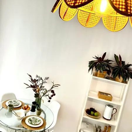 Downtown Apartment *