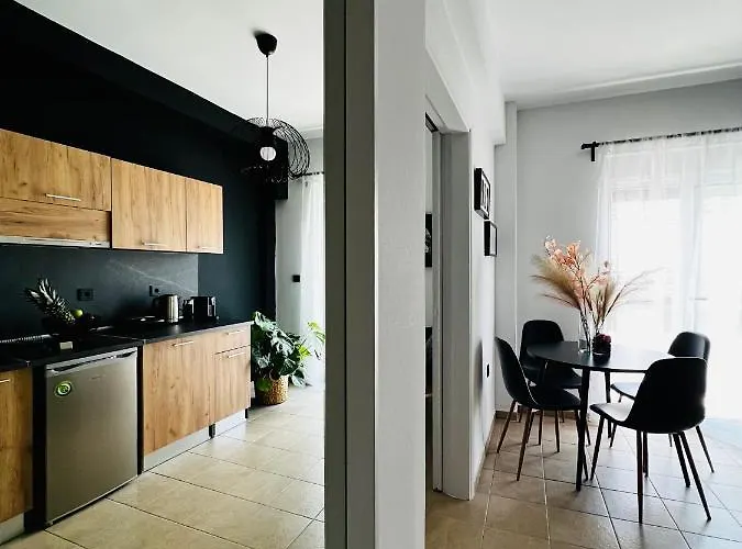 Downtown * Rhodes City