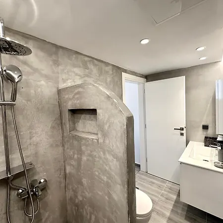 Downtown * Rhodes City